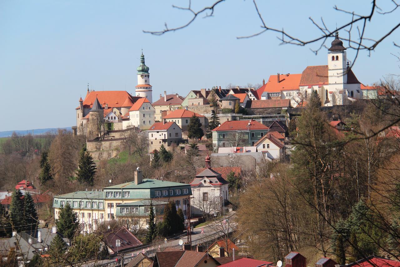 Hotel Rambousek Nové Město nad Metují Buitenkant foto