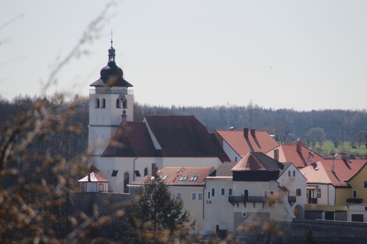 Hotel Rambousek Nové Město nad Metují Buitenkant foto